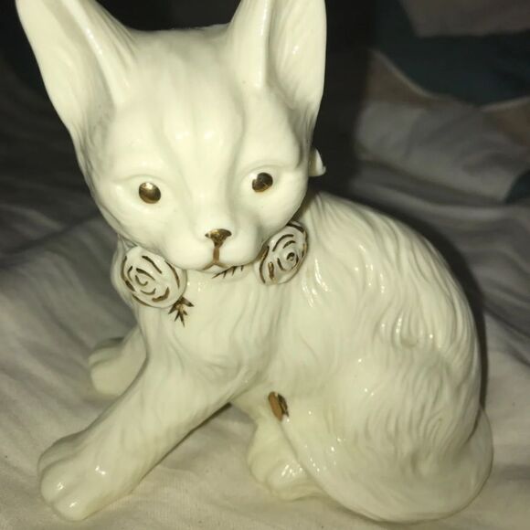 Chic gold white Cat statue trinket home house decoration office decor minimal - Picture 2 of 4